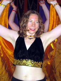 Alyce bellydancing, close up (Click to enlarge)