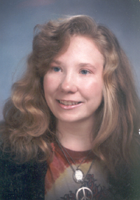 Alyce's graduation pic (Click to enlarge)