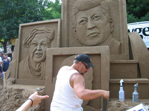 Sand sculpture (Click to enlarge)