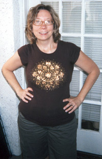 Alyce in brown shirt (Click to enlarge)