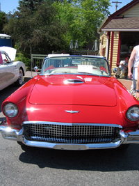 Red convertible (click to enlarge)