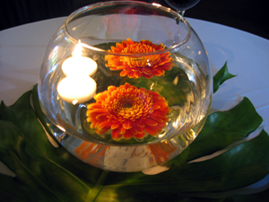 Bowl centerpiece (Click to enlarge)