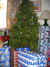 Wilson family Christmas tree (Click to enlarge)