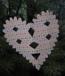 Heart snowflake (Click to enlarge)