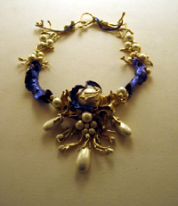 Necklace made of plant materials (Click to enlarge)