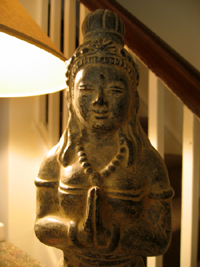 Goddess statue (Click to enlarge)