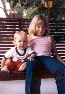 Alyce and her little sister in 1979 (Click to enlarge)