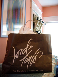 Lord & Taylor bag (Click to enlarge)