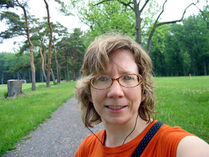 Alyce in park (Click to enlarge)