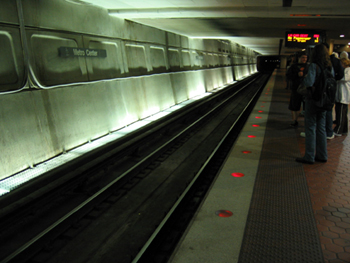 Metro platform (click to enlarge)