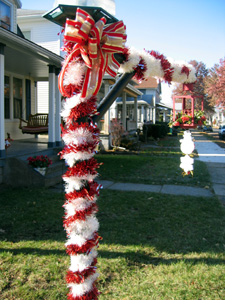 Festive Christmas pole (Click to enlarge)