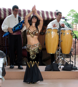 Morocco musicians and bellydancer (Click to enlarge)