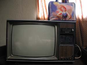 Old color TV (Click to enlarge)