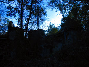 Ruin in silhouette (Click to enlarge)