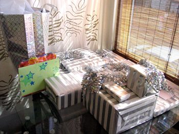 Attendant Gifts (Click to enlarge)
