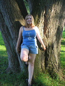 Alyce's sister and tree (Click to enlarge)