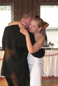 My sister and her husband dancing (Click to enlarge)